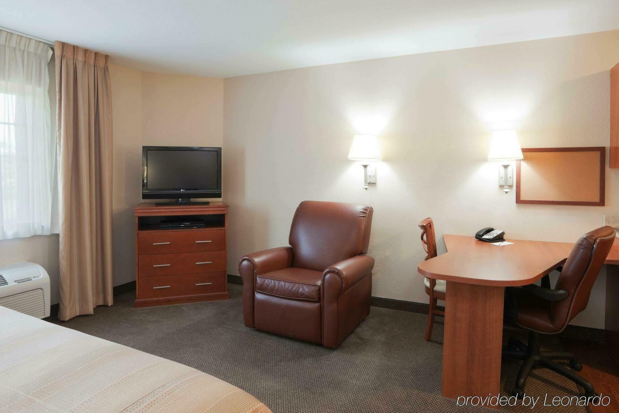 Candlewood Suites Lafayette - River Ranch By Ihg Rum bild